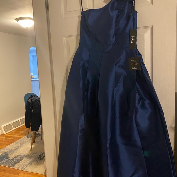 *SOLD* BNWT Navy Blue Lulus Guest Wedding Dress - Picture 2 of 3